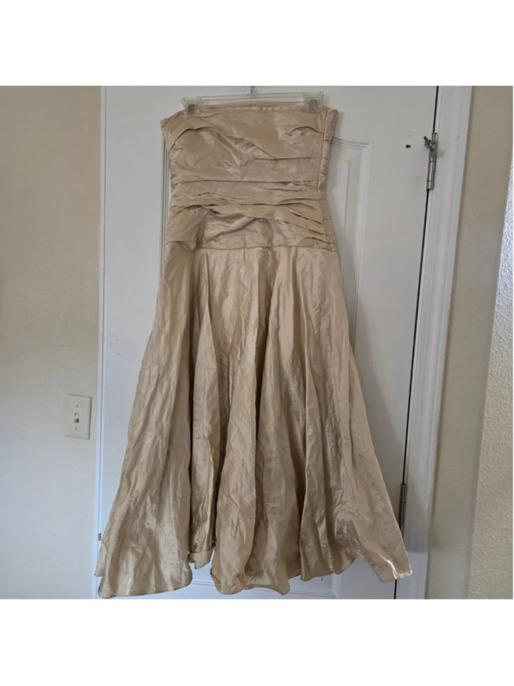 BLACK LABEL RALPH LAUREN Ruched Strapless dress size 6 champagne gold - Picture 4 of 9